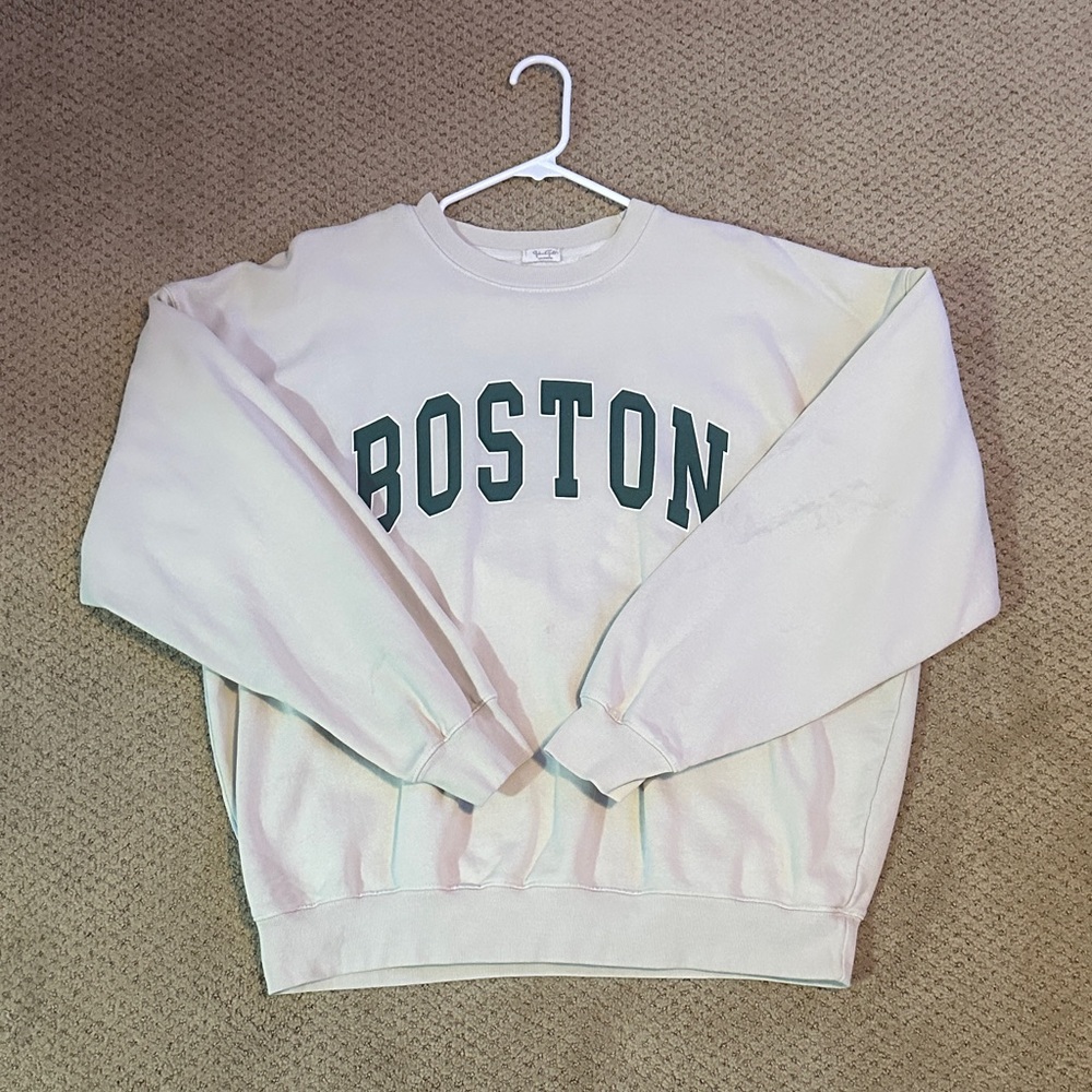 Women’s cream boston crewneck